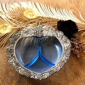 Gilded Heart Plate With Grape Engraved Design